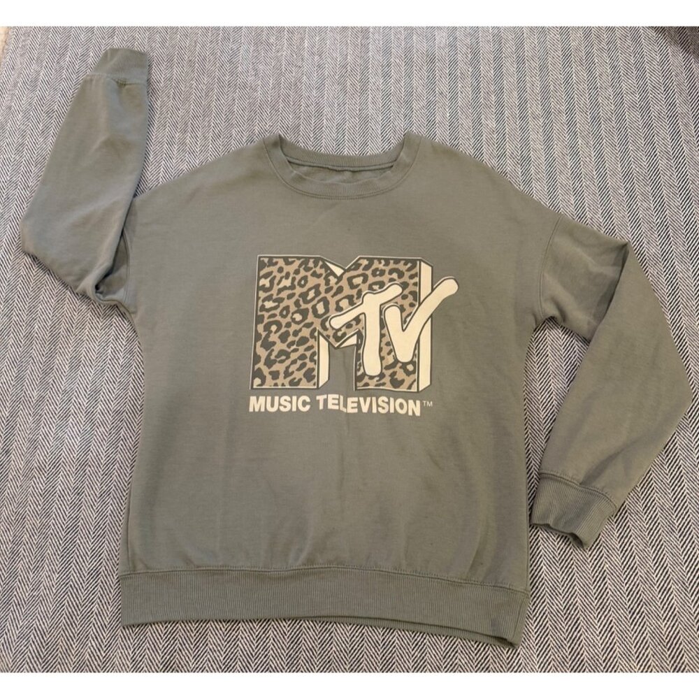 MTV Graphic Sweatshirt XS Olive Green Leopard Logo Crewneck Polyester Blend